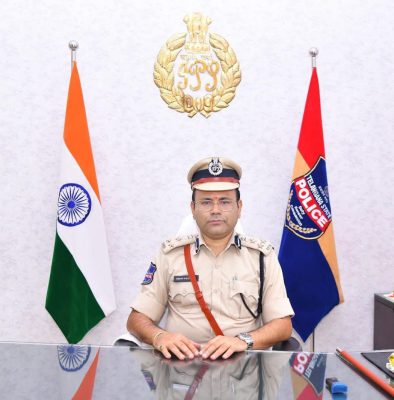 అత్యవసరమైతే తప్ప బయటకు రావద్దు..
