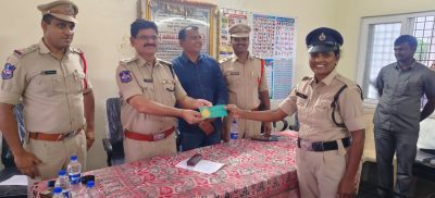 తప్పిపోయిన ఇద్దరు మైనర్ బాలికల గుర్తింపు